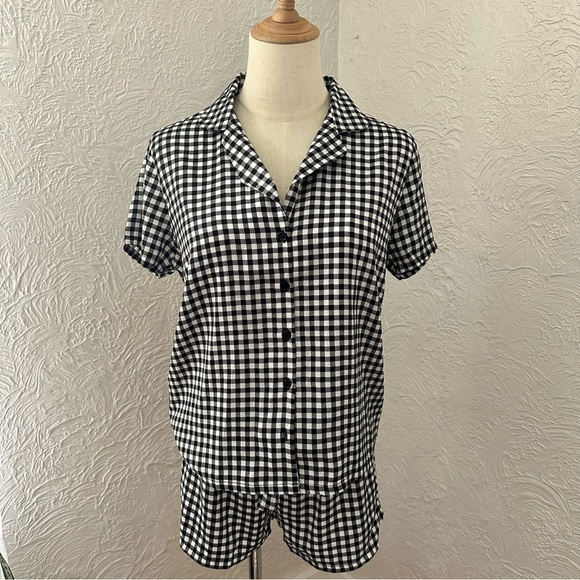 Forever 21 Black and White Gingham Button Down Pajama Set - Picture 1 of 8